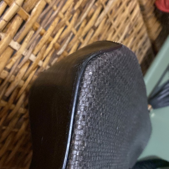 Vintage Henri Bendel black woven gold hardware tassels expandable tote bag - Picture 6 of 16